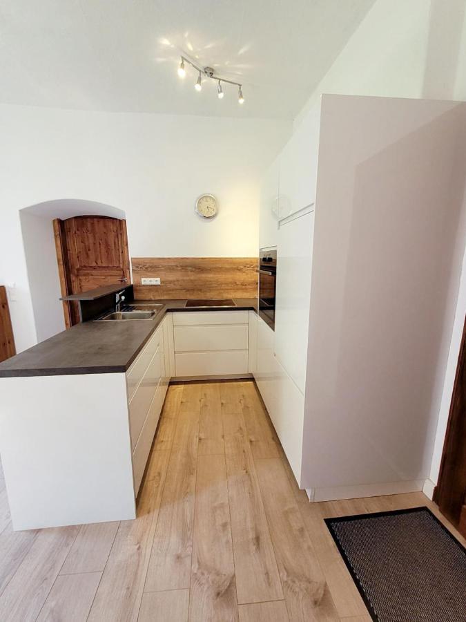 Gortschach  Pferdegut Schloss Treffen Apartments מראה חיצוני תמונה